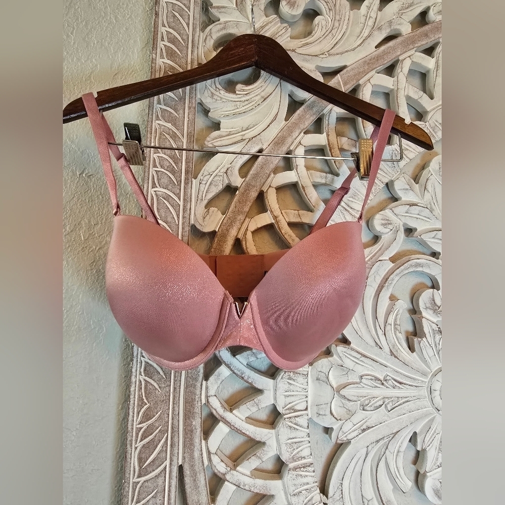 Victoria's Secret Women’s Light Pink T-Shirt Bra - Classic Everyday Support